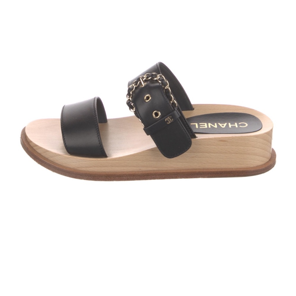 CHANEL Black Leather Sandals - Picture 2 of 11